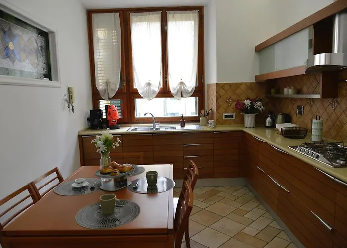 Casa Iulia - Raffinata Dimora Nel Cuore Di Apartment *